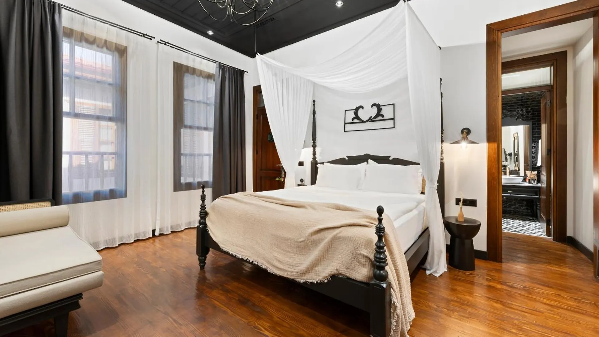 Belmondo Suites Old Town Antalya