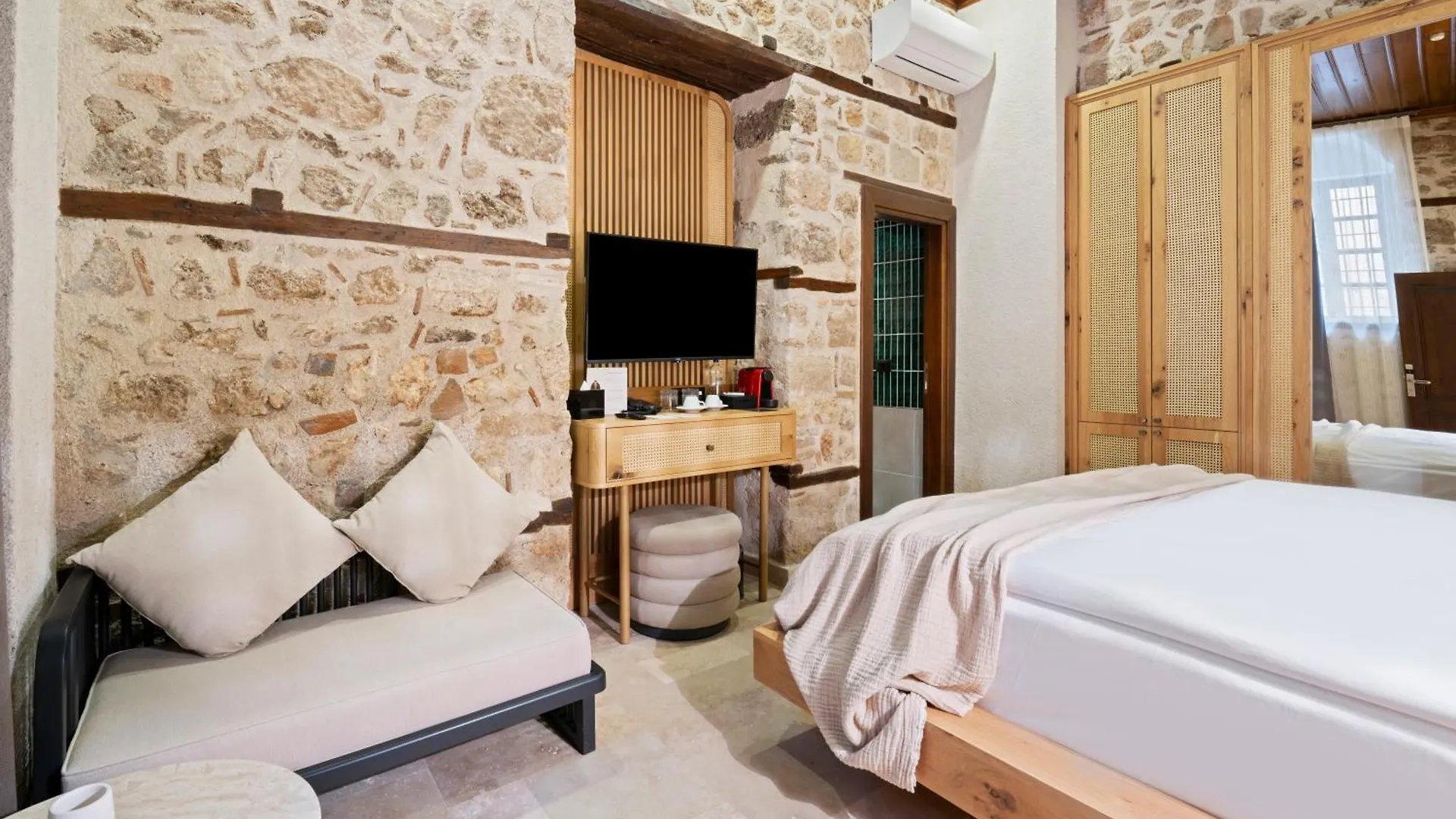 Belmondo Suites Old Town אנטליה מלון