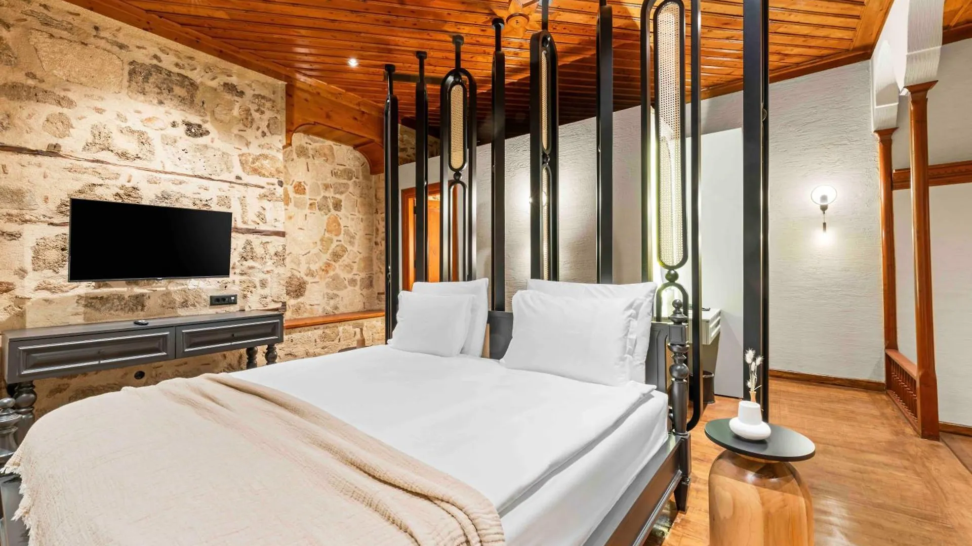 Belmondo Suites Old Town Antalya 0*,