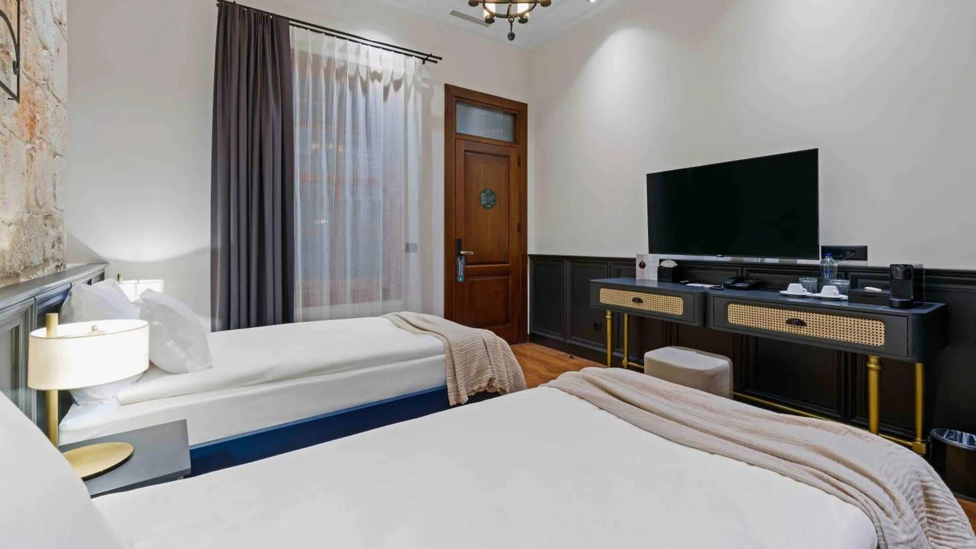 Belmondo Suites Old Town Antalya Hotel